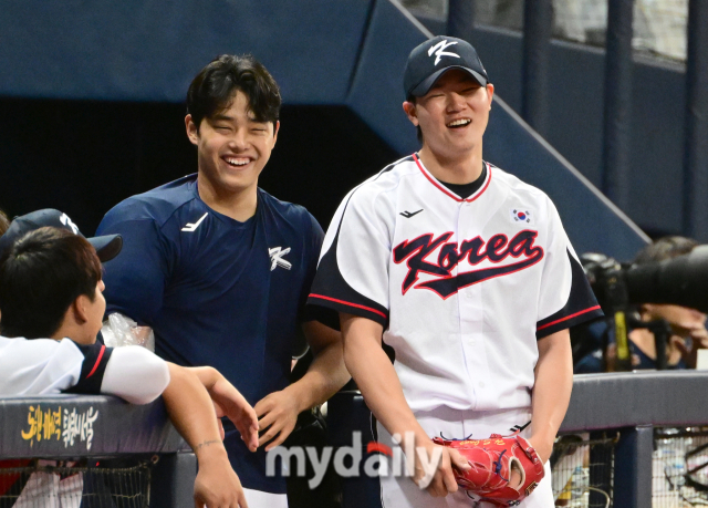 O sangue jovem do time de beisebol, Moon Dong-joo e Jang Hyun-seok / Gochuk = Repórter Yeo Jin-hyung zolong@mydaily.co.kr