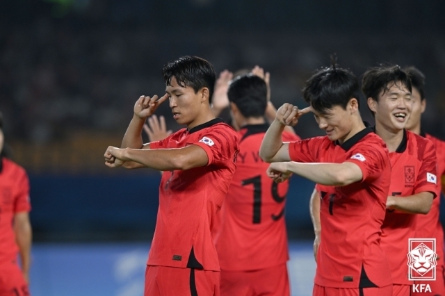 득점 후 세레머니를 펼치는 정우영/대한축구협회