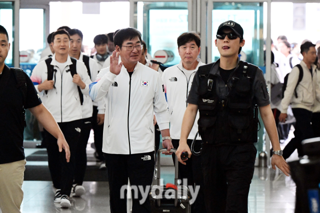 류중일 야구대표팀 감독./인천공항=곽경훈 기자 kphoto@mydaily.co.kr