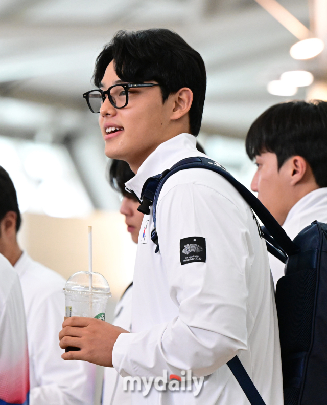 문동주./인천공항=곽경훈 기자kphoto@mydaily.co.kr