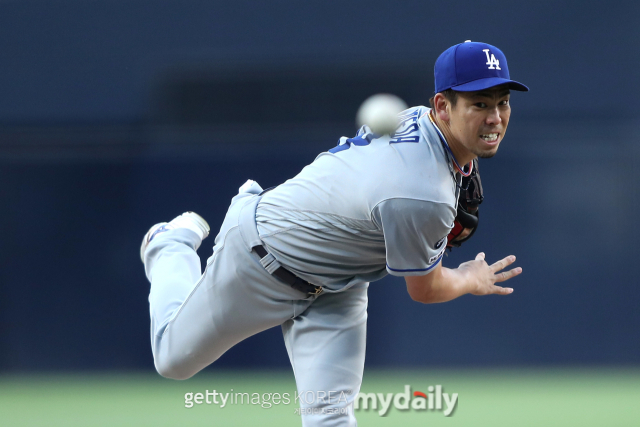 Kenta Maeda durante seu tempo com o Los Angeles Dodgers./Getty Images Coreia