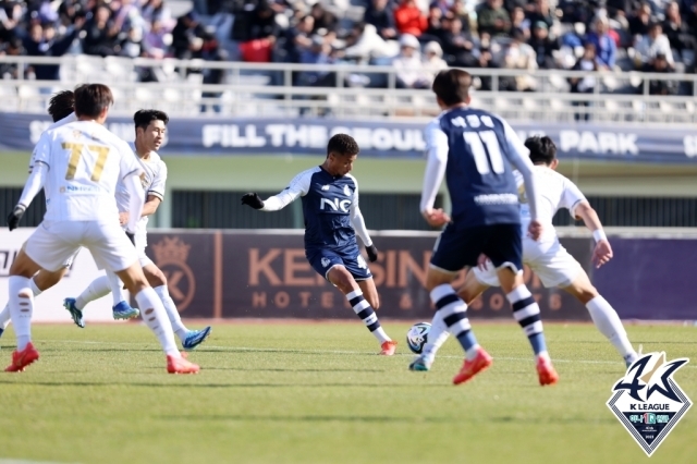 최근 목동주경기장의 잔디 상태/한국프로축구연맹