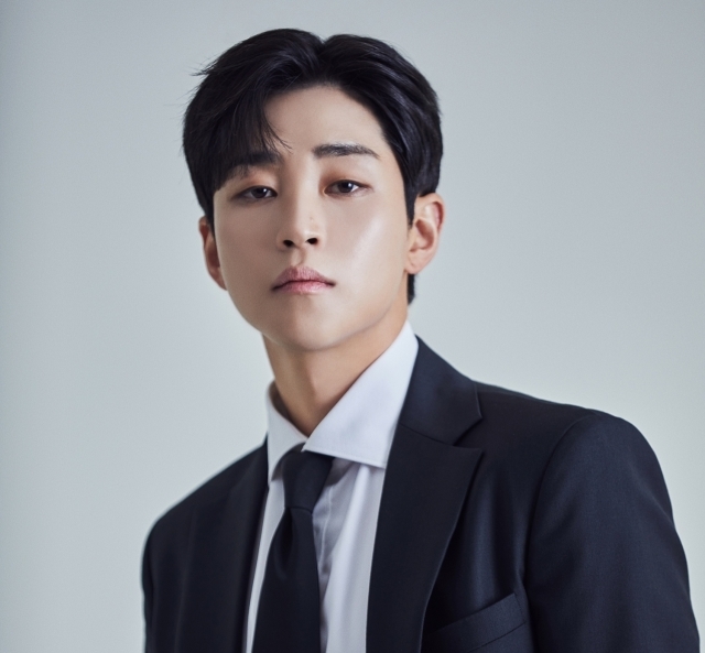 딘딘 / 슈퍼벨컴퍼니 제공