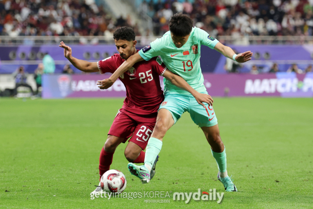 중국 대표팀이 카타르 대표팀과 A조 조별리그 3차전에서 0-1로 패배했다./게티이미지코리아