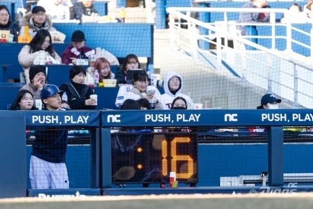 ABS 시스템과 피치클락 적응 훈련을 진행하고 있는 KBO 심판위원들./이천=김건호 기자 rjsgh2233@mydaily.co.kr