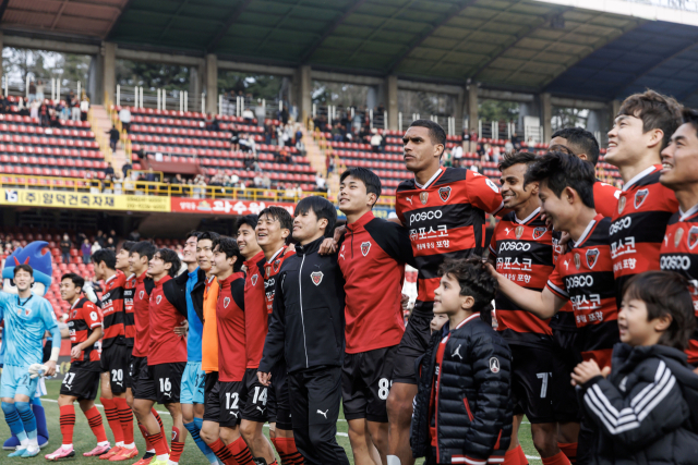 포항 스틸러스 선수단/프로축구연맹 