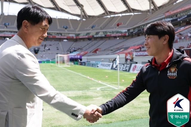 박태하 감독과 김기동 감독/한국프로축구연맹