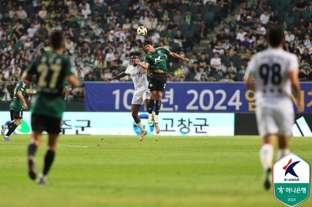 전북과 서울의 경기 모습/한국프로축구연맹