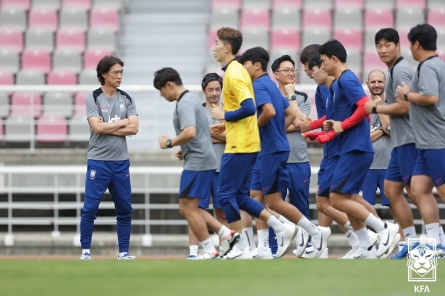 홍명보 대한민국 축구대표팀 감독/대한축구협회