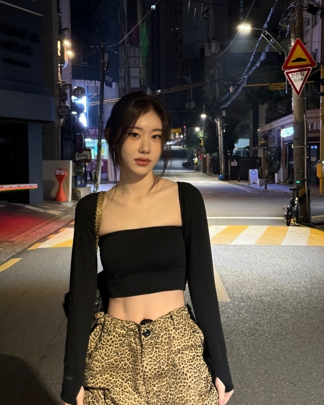 채령 / SNS