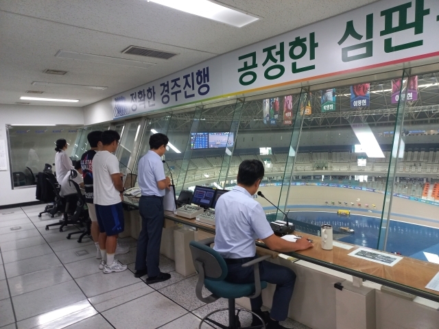 광명스피돔 종합심판실에서 13일 