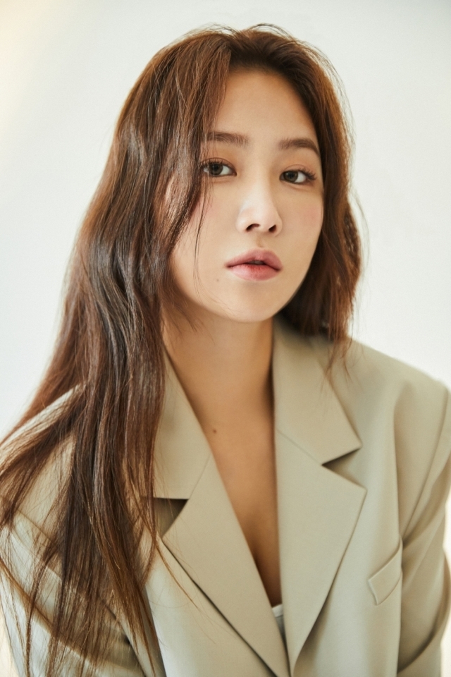 그룹 씨스타 출신 가수 소유. / 소유