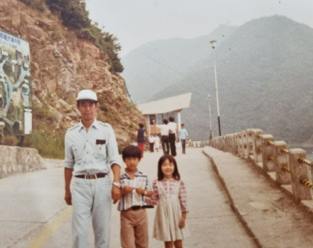 배우 한정수의 가족사진./배우 한정수 SNS