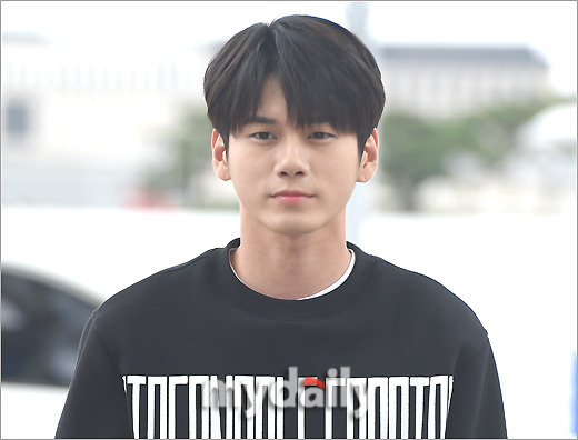 옹성우 / 마이데일리