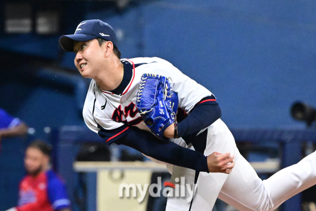 2024 세계야구소프트볼연맹(WBSC) 프리미어12 대표팀 유영찬./마이데일리