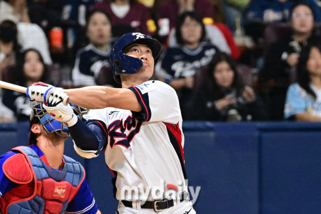 2024 세계야구소프트볼연맹(WBSC) 프리미어12 대표팀 송성문./마이데일리