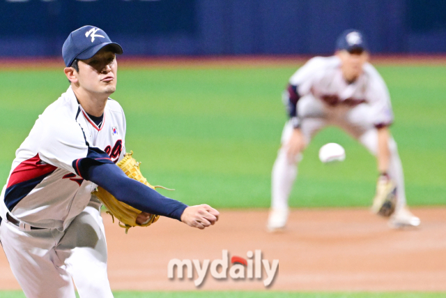 2024 세계야구소프트볼연맹(WBSC) 프리미어12 대표팀 고영표./마이데일리