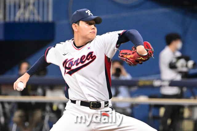 2024 세계야구소프트볼연맹(WBSC) 프리미어12 대표팀 소형준./마이데일리