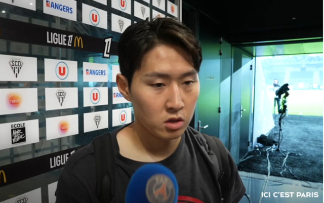 이강인이 앙제전 4-2 승리 후 PSG 구단과 인터뷰하고 있다. /PSG 제공