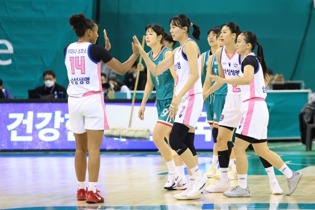 삼성생명 선수들/WKBL