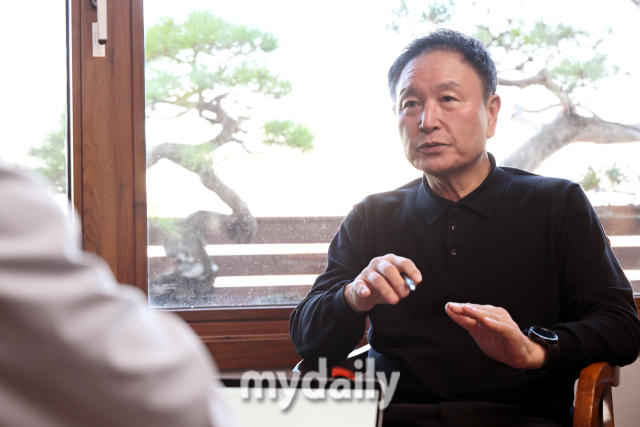 허 후보는 행정, 기술, 복지의 조화가 꼭 필요하다고 역설했다. /방배동=곽경훈 기자