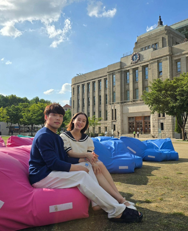 걸그룹 원더걸스 출신 번역가 우혜림, 태권도선수 신민철 부부./걸그룹 원더걸스 출신 번역가 우혜림 인스타그램