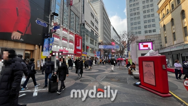 지난 30일 오후 명동 거리. /심지원 기자