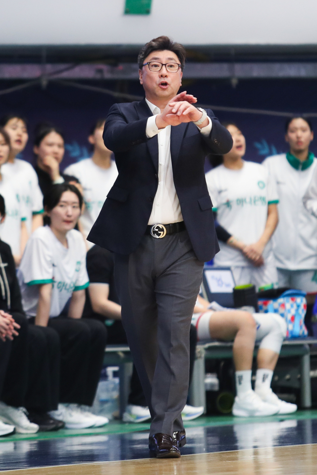 부천 하나은행 김도완 감독./WKBL