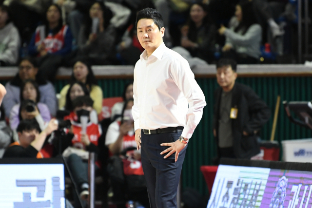 서울 SK 전희철 감독./KBL