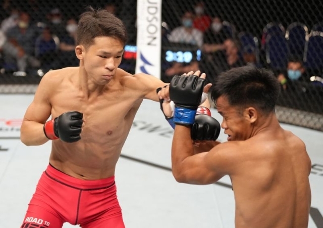 UFC 312에서 진행될 예정이었던 박현성(왼쪽) 경기는 취소됐다. /UFC 제공