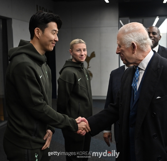 손흥민과 찰스 3세 영국 국왕/게티이미지코리아