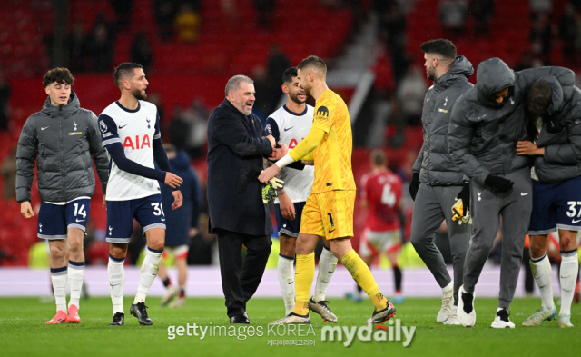 EPL 2024-25 시즌 6라운드 경기에서 맞붙은 맨유와 토트넘. 토트넘이 3-0으로 완승했다./게티이미지코리아