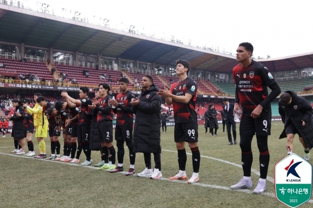 포항 스틸러스 선수단./프로축구연맹 