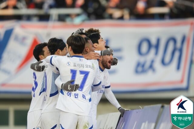 수원 삼성 선수단./프로축구연맹