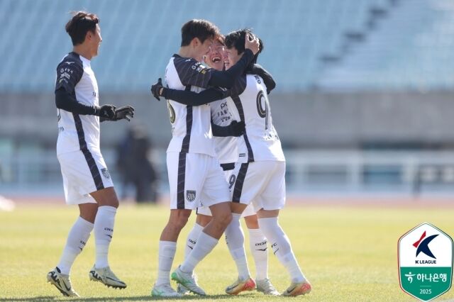 전남 드래곤즈 선수단./프로축구연맹