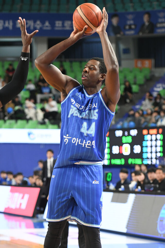 앤드류 니콜슨./KBL