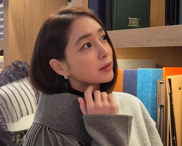 이민정이 이병헌의 영화 