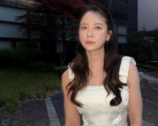 배우 송지효가 제26회 전주국제영화제에 참석했다. / 송지효 인스타그램 캡처