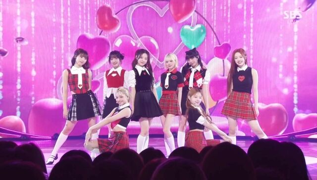 그룹 유니스/SBS '인기가요' 방송 캡처