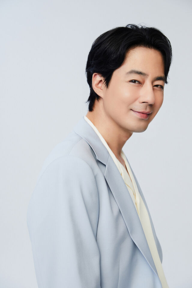 배우 조인성 / 베이스캠프 컴퍼니
