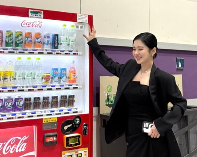 장나라가 집에 갈 생각에 신난 표정을 보였다. / 장나라 소셜미디어 캡처