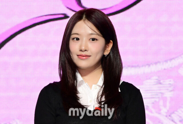 아이브 안유진 / 마이데일리