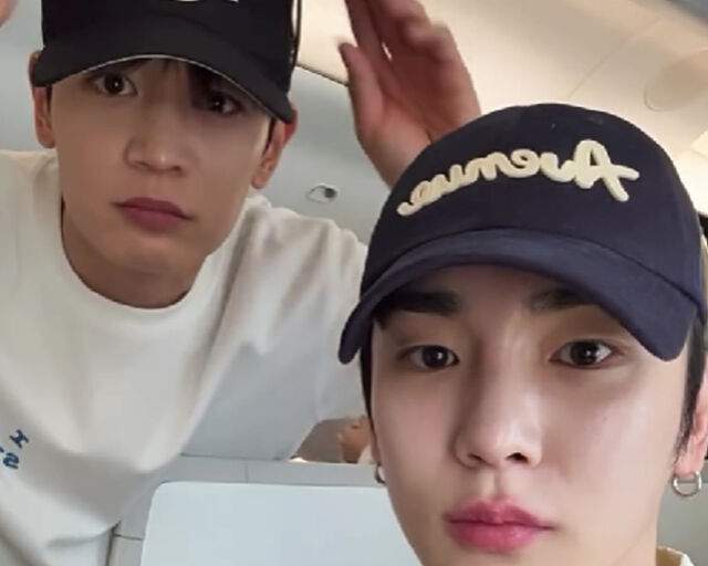 키와 민호가 비행기 안에서 짧은 영상을 찍었다. / 키 SNS 캡처