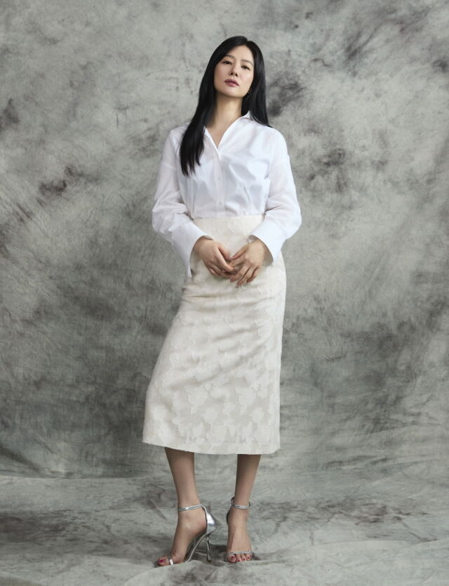 배우 김현주 프로필 / 매니지먼트 시선