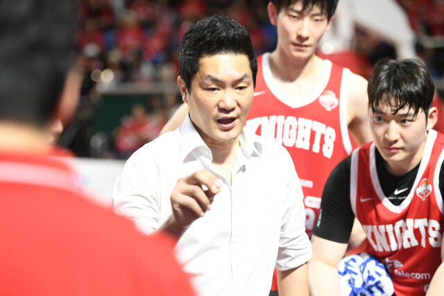 전희철 감독./KBL
