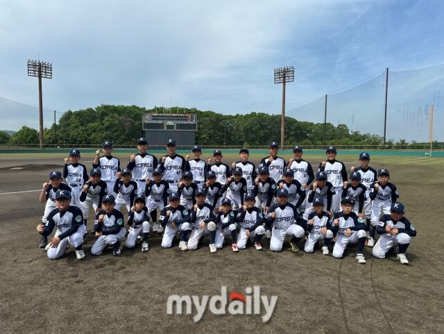 대한유소년야구연맹 19기 12세 이하(U-12) 대표팀./효고현(일본)=노찬혁 기자