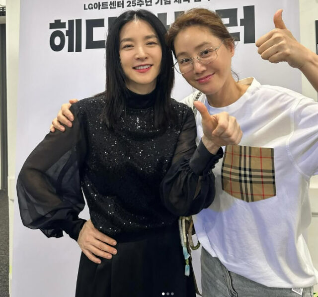 이영애, 김성령./소셜미디어