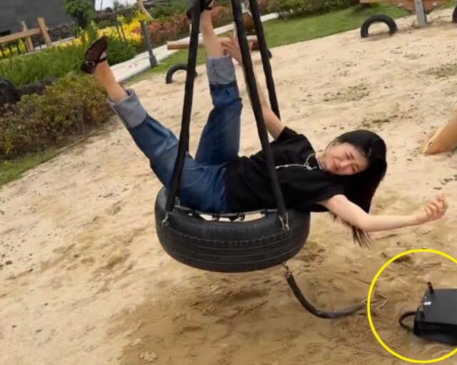 박하선의 장난스러운 표정과 행동이 눈길을 끌고 있다. / 박하선 소셜미디어 캡처