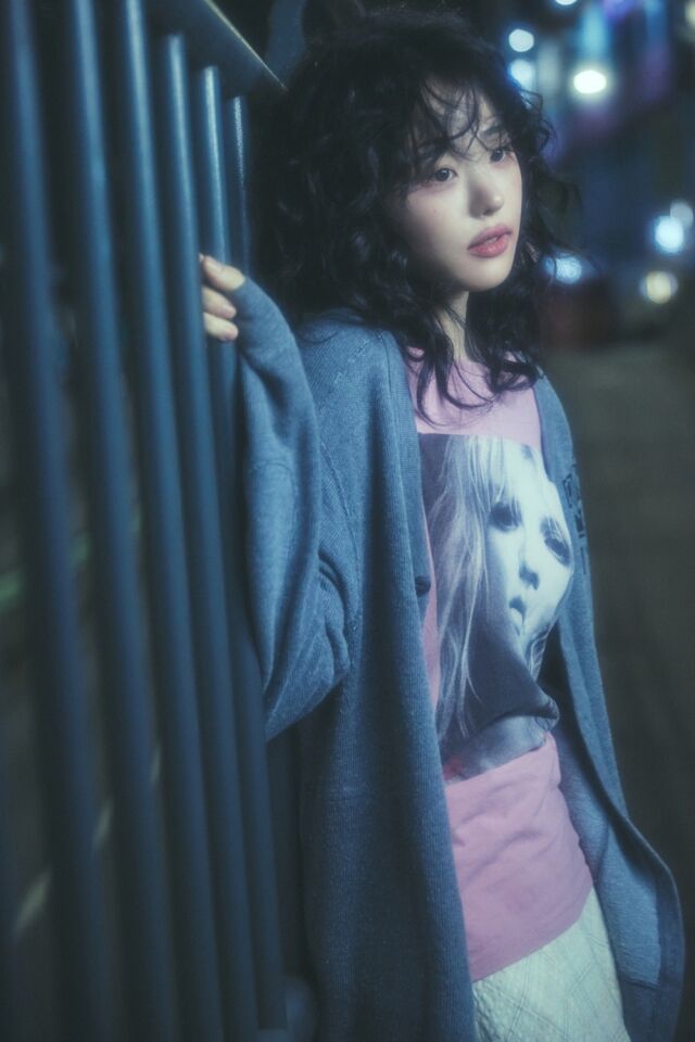그룹 QWER 멤버 히나 미니 3집 콘셉트 포토 / 타마고 프로덕션