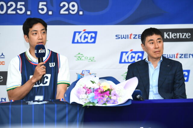 허훈과 이상민 감독./KBL